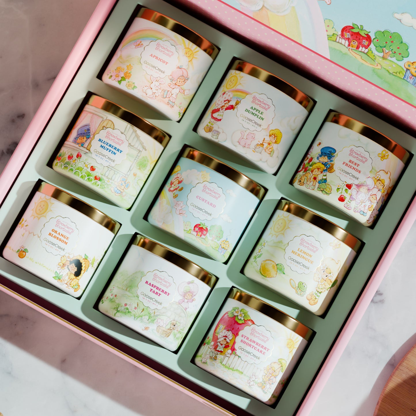 Strawberry Shortcake Limited Edition Collector's Box - Includes Nine 3-Wick Candles