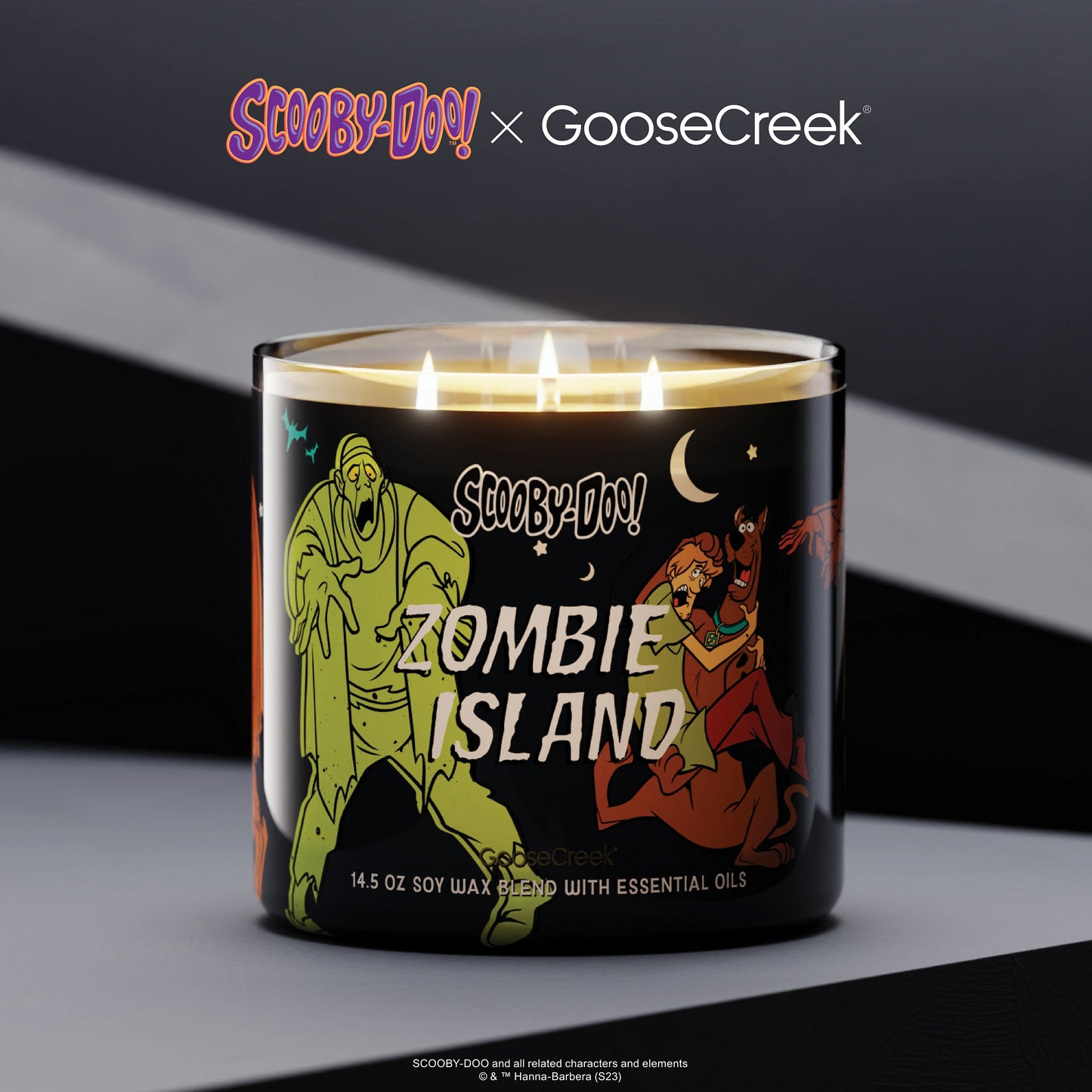 Load image into Gallery viewer, Zombie Island 3-Wick Scooby-Doo Candle
