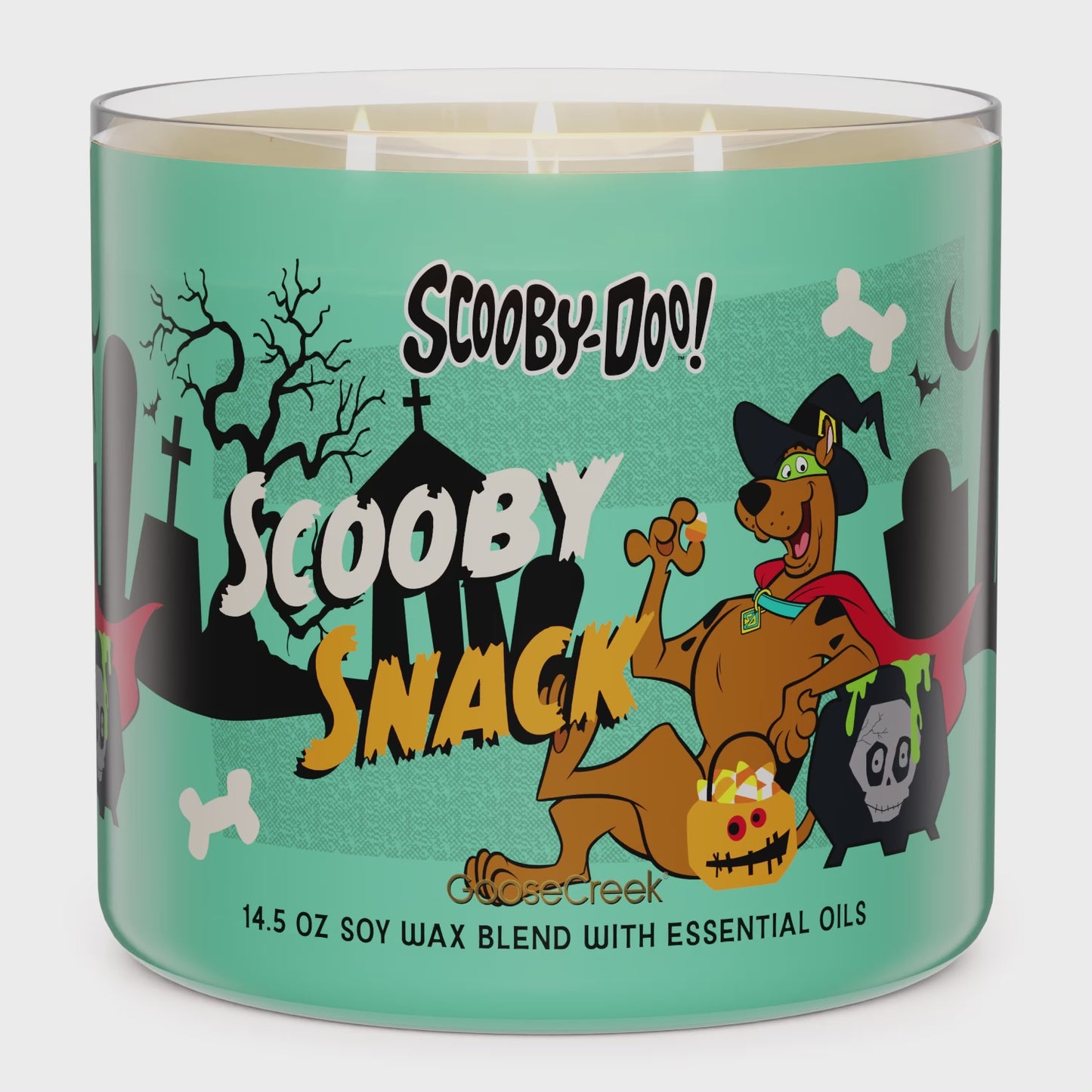 Load and play video in Gallery viewer, Scooby Snack 3-Wick Scooby Doo Candle

